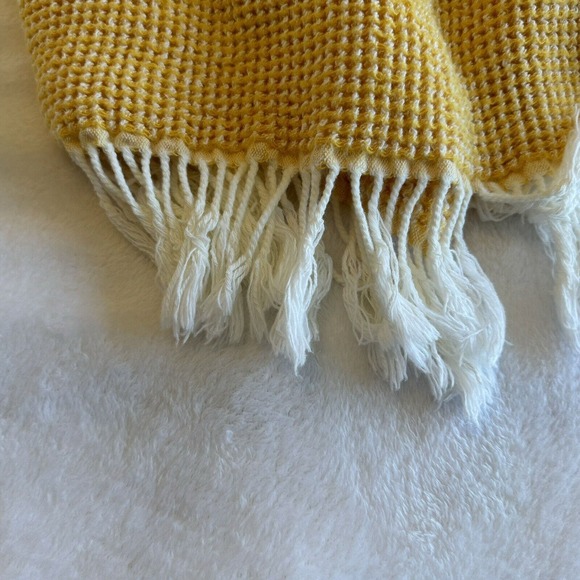 Nido Notte Italia Yellow Fringe Throw Blanket Soft Cozy Nursery - Picture 9 of 13